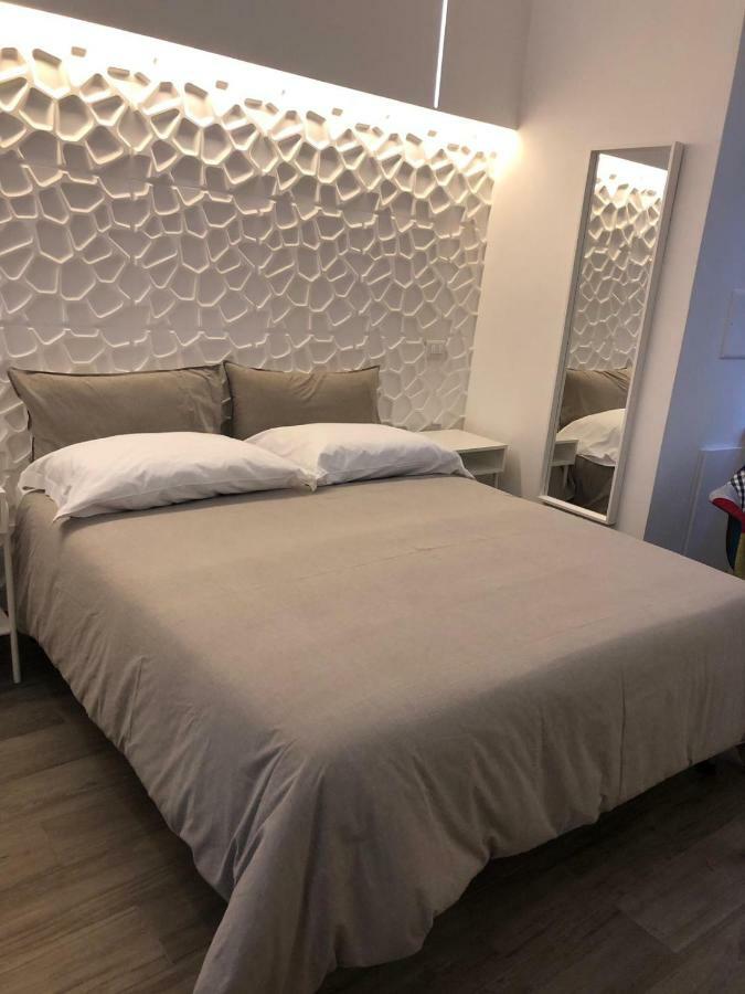 那不勒斯Vivi House公寓 外观 照片